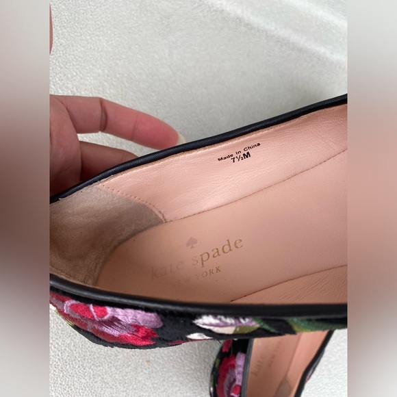 Kate Spade Swinton flower embroidered| Ballet Flat.         Size 7.5M Women’s - Picture 7 of 9
